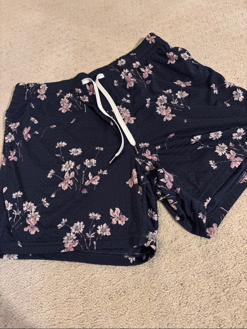 AE Mens Mesh Floral Shorts M